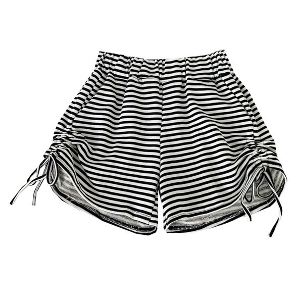 Pantaloni scurți casual de damă în dungi, cu cravate