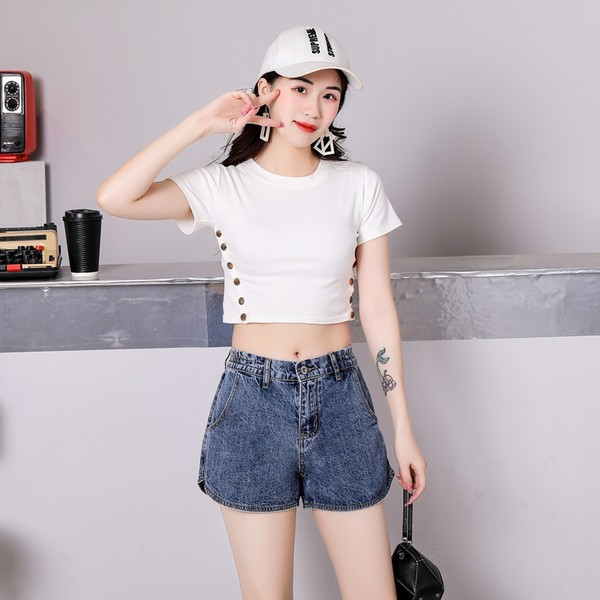 Pantaloni scurți casual de damă cu talie înaltă