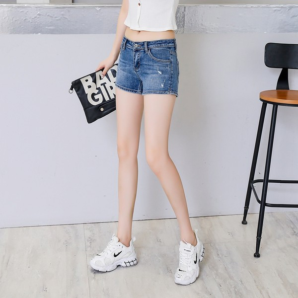 Pantaloni scurți casual dama model simplu