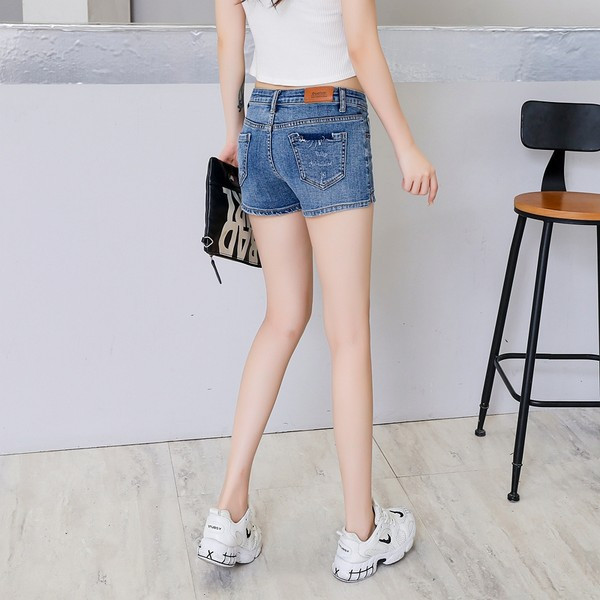 Pantaloni scurți casual dama model simplu