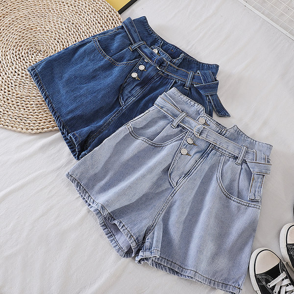 Sieviešu džinsa šorti ar jostu un kabatām