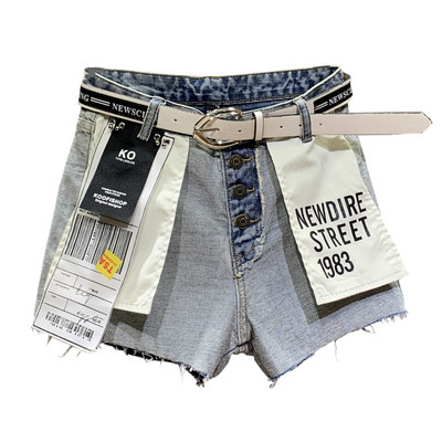 Jauns džinsa šortu modelis ar pogām