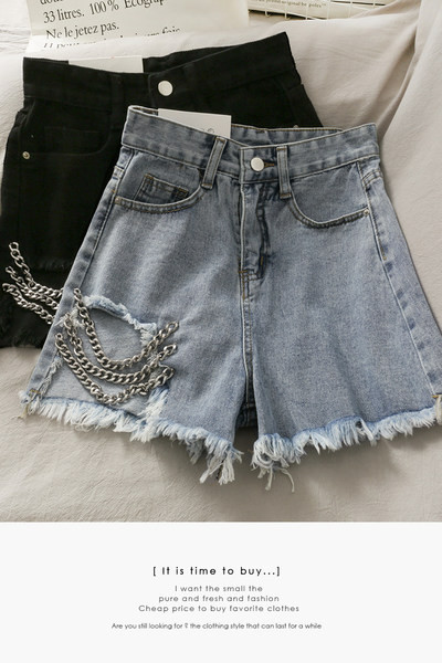 Sieviešu džinsa šorti ar metāla ķēdītēm