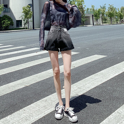 Ikdienas sieviešu šorti un pogas ar augstu vidukli