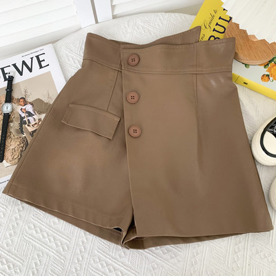 Moderni īsi sieviešu svārki-bikses ar pogām