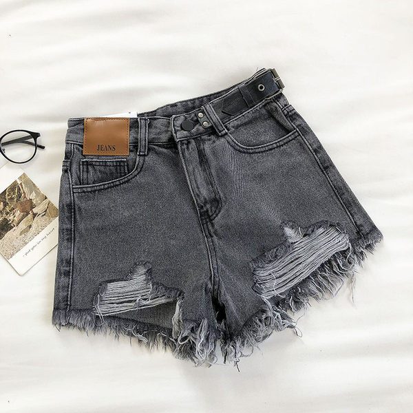 Модерни къси дънки със скъсани мотиви и цип