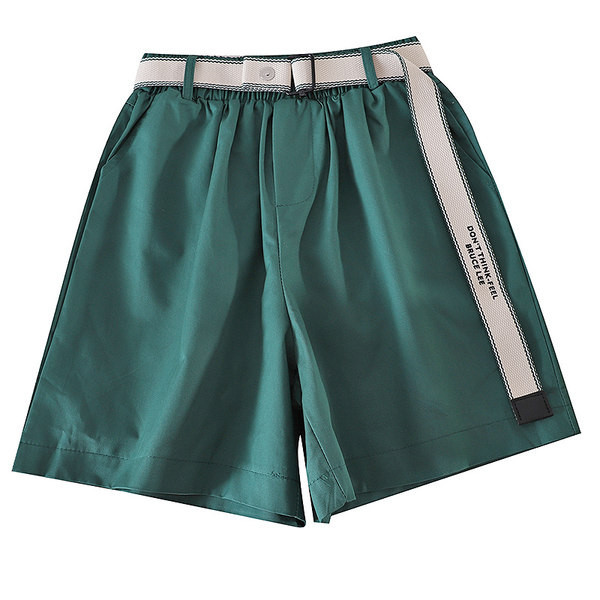 Jauns sieviešu šortu modelis ar jostu un augstu vidukli