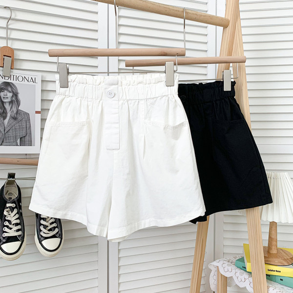 Ikdienas sieviešu šorti ar kabatām un elastīgu jostasvietu