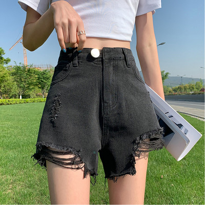 Pantaloni scurți de damă cu motive rupte și talie înaltă