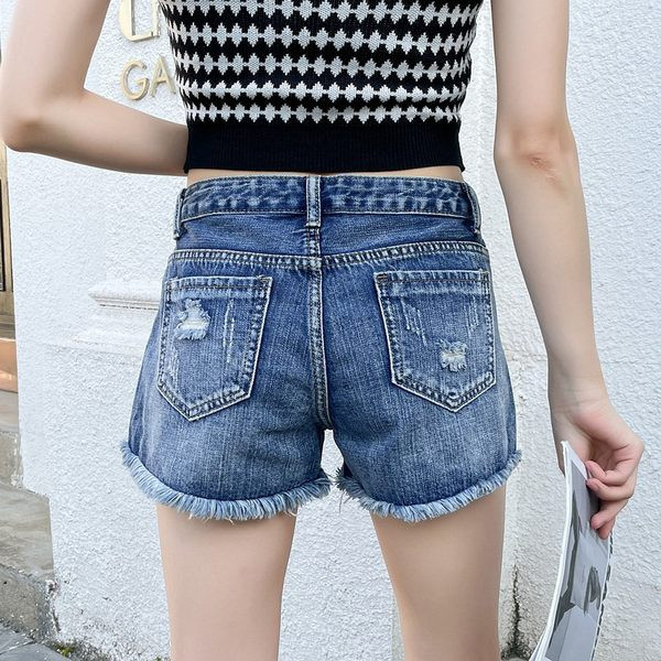 Pantaloni scurți topici de damă cu talie înaltă și motive rupte