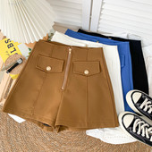 Ikdienas šorti ar rāvējslēdzēju vairākās krāsās