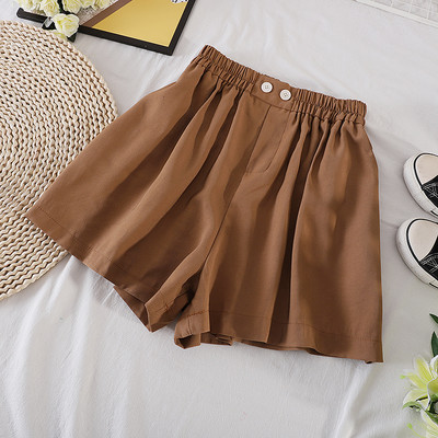 Sieviešu šorti ar elastīgu jostasvietu un pogām