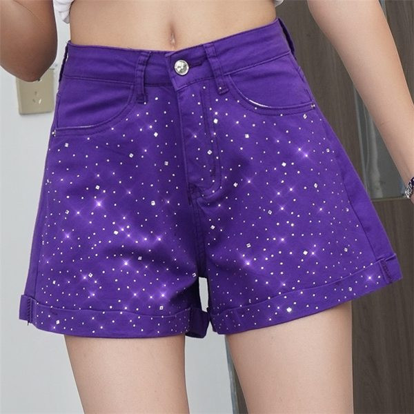 Stilīgi sieviešu šorti ar dekoratīviem akmeņiem vienkāršs modelis