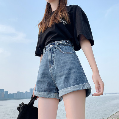 Sieviešu džinsa šorti ar metāla riņķiem un pogām