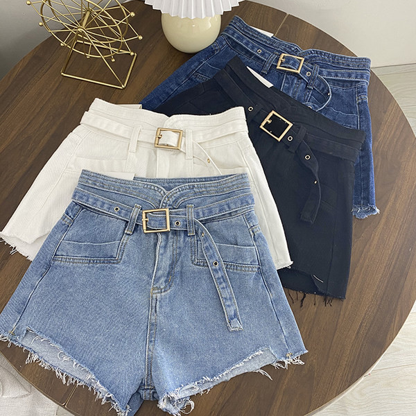 Džinsi ar jostu un augstu vidukli