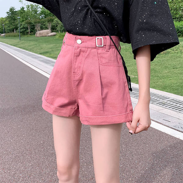 Sieviešu plati džinsa šorti ar metāla elementu pie jostas