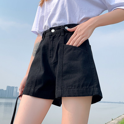 Sieviešu džinsa šorti divi modeļi ar rāvējslēdzēju sānos un uzrakstu