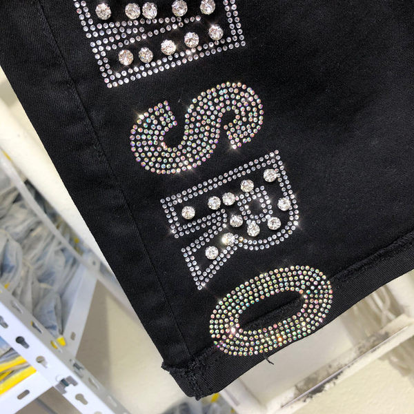 Дамски къси панталони с бродерия и висока талия