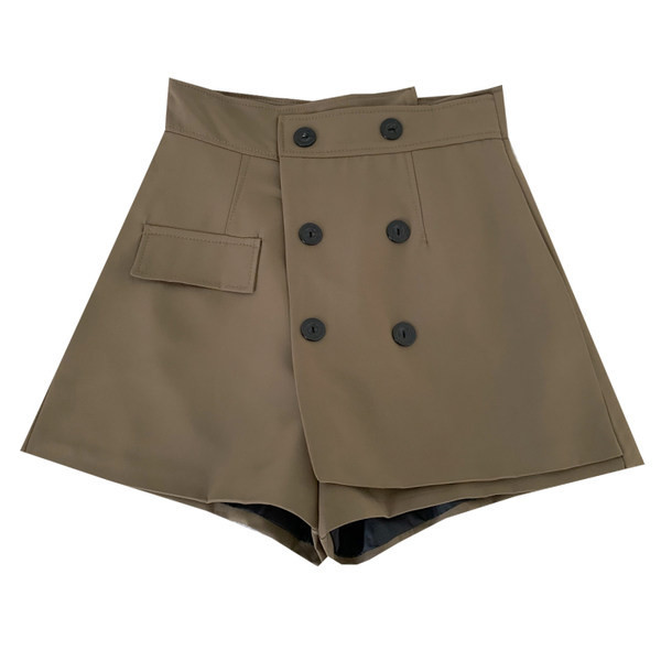 Novi model ženskih kratkih hlača na dugmad u više boja