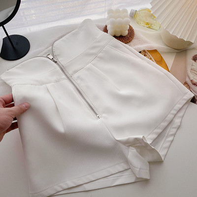 Moderns bikšu plats modelis ar rāvējslēdzēju