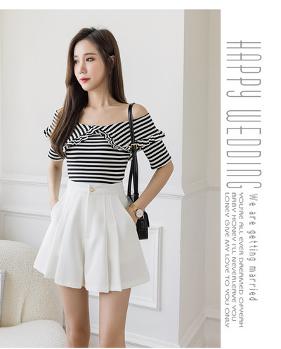 Sieviešu šorti ar augstu vidukli - plats modelis