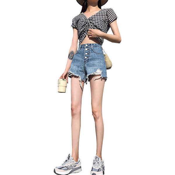 Pantaloni scurți din denim model uni pentru femei