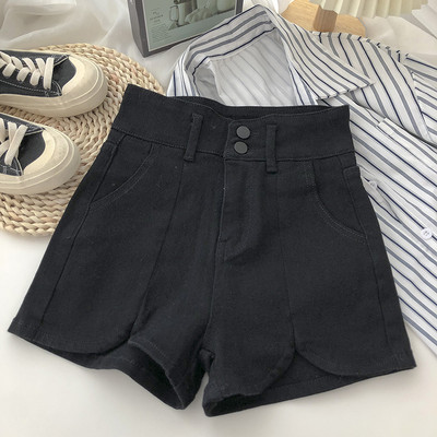 Къси дамски панталони с джобове-широк модел