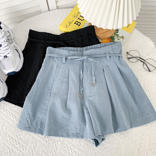 Pantaloni scurți de damă lați model nou cu talie înaltă