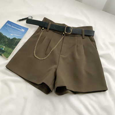 Sieviešu platie šorti ar augstu jostasvietu un metāla ķēdīti