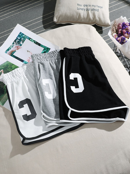 Pantaloni scurti de dama model uni cu margini