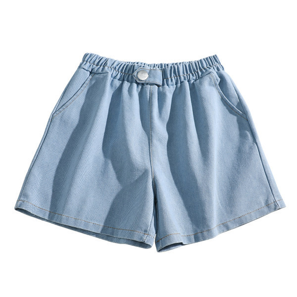 Sieviešu šortu vienkrāsains modelis ar pogu