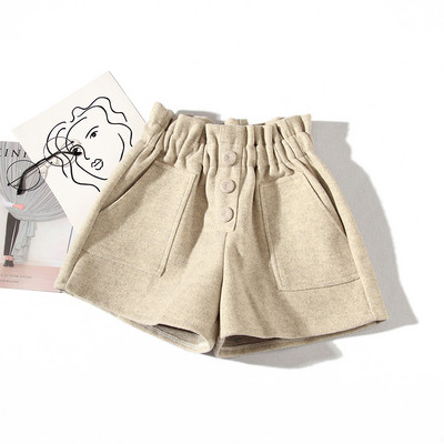 Къси дамски панталони с висока талия широк модел и копчета