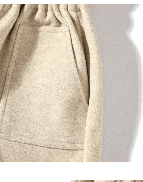 Къси дамски панталони с висока талия широк модел и копчета