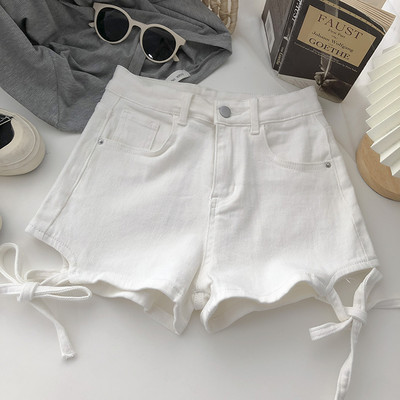 Džinsu šorti ar saitēm un kabatām