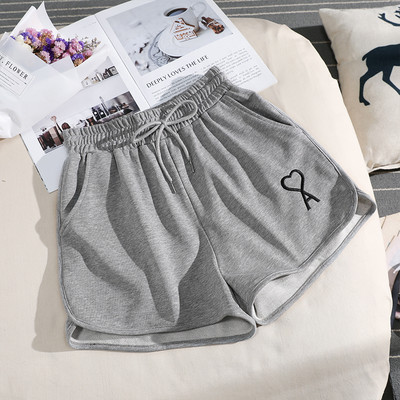 Pantaloni scurti de dama cu broderie si cravate