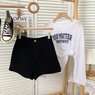 Pantaloni scurți de damă cu talie înaltă model larg