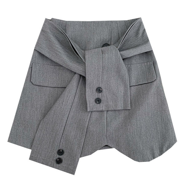 Mūsdienīgi šorti ar augstu vidukli melnā un pelēkā krāsā