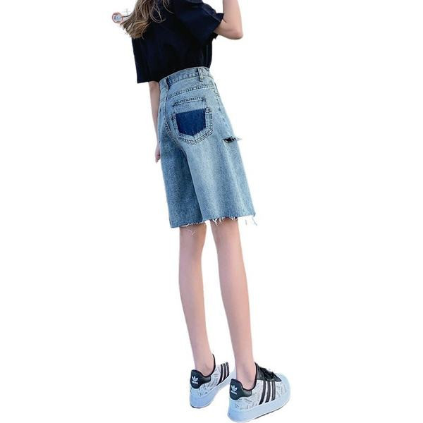 Pantaloni scurți de damă din denim cu 3/4 lungime și buzunare