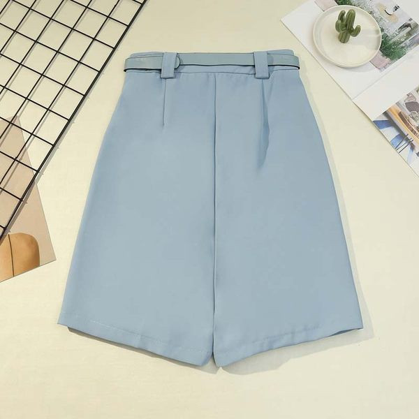 Ikdienas sieviešu šorti ar augstu vidukli un jostu