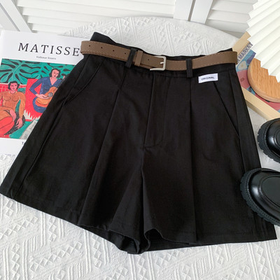 Pantaloni scurți casual de damă cu picioare largi