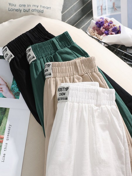 Pantaloni scurți casual dama model simplu