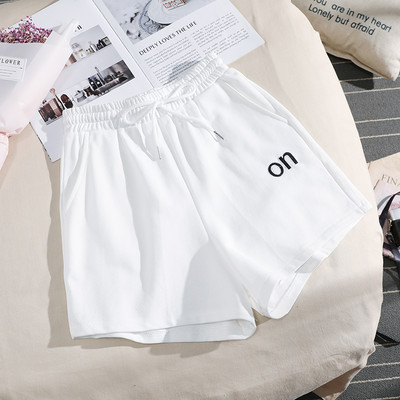 Pantaloni scurți de damă cu broderie model uni