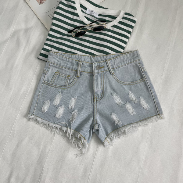 Blugi scurti casual cu buzunare si motive rupte - pentru femei