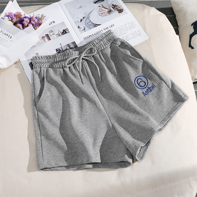 Sieviešu sporta šorti vienkāršs modelis ar izšuvumu