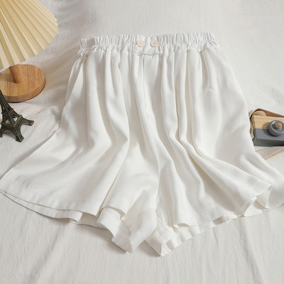 Pantaloni scurti de dama cu talie elastica si nasturi