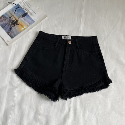 Šorti ar pušķiem vairākās krāsās