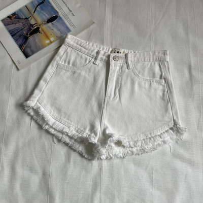 Šorti ar pušķiem vairākās krāsās