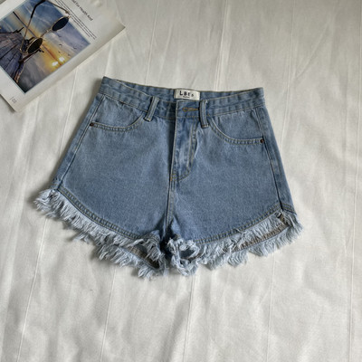 Šorti ar pušķiem vairākās krāsās