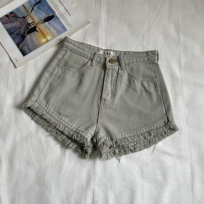 Šorti ar pušķiem vairākās krāsās