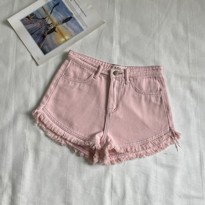 Šorti ar pušķiem vairākās krāsās